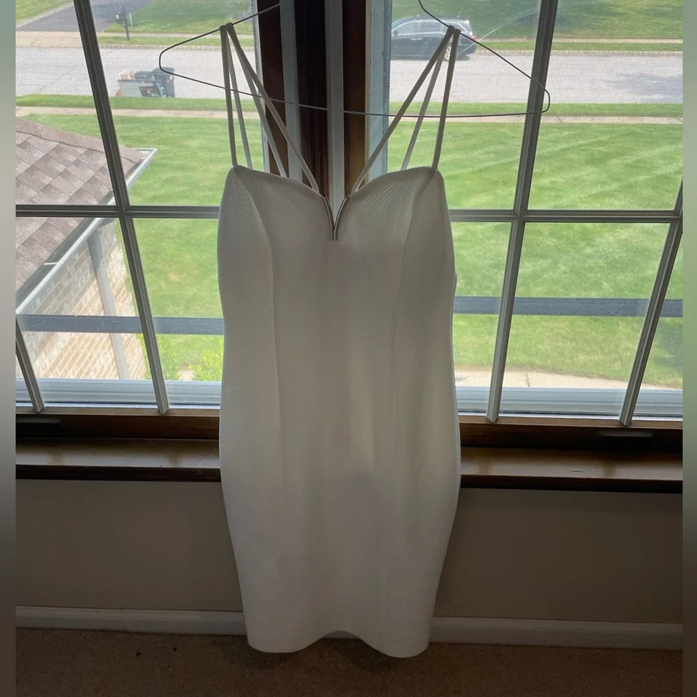 NWT Guess Dress - Picture 1 of 6